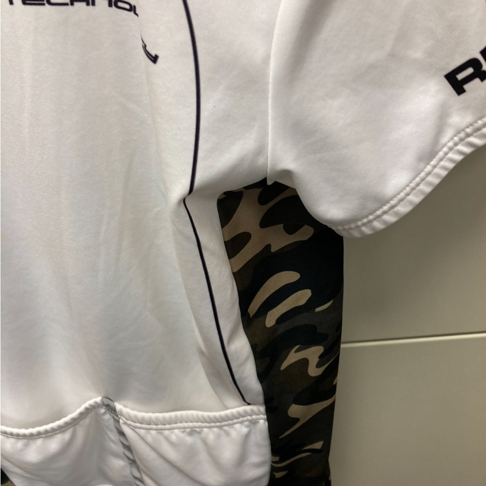 Polo by Ralph Lauren White and Black womens cycle jersey. Great condition - Picture 2 of 4
